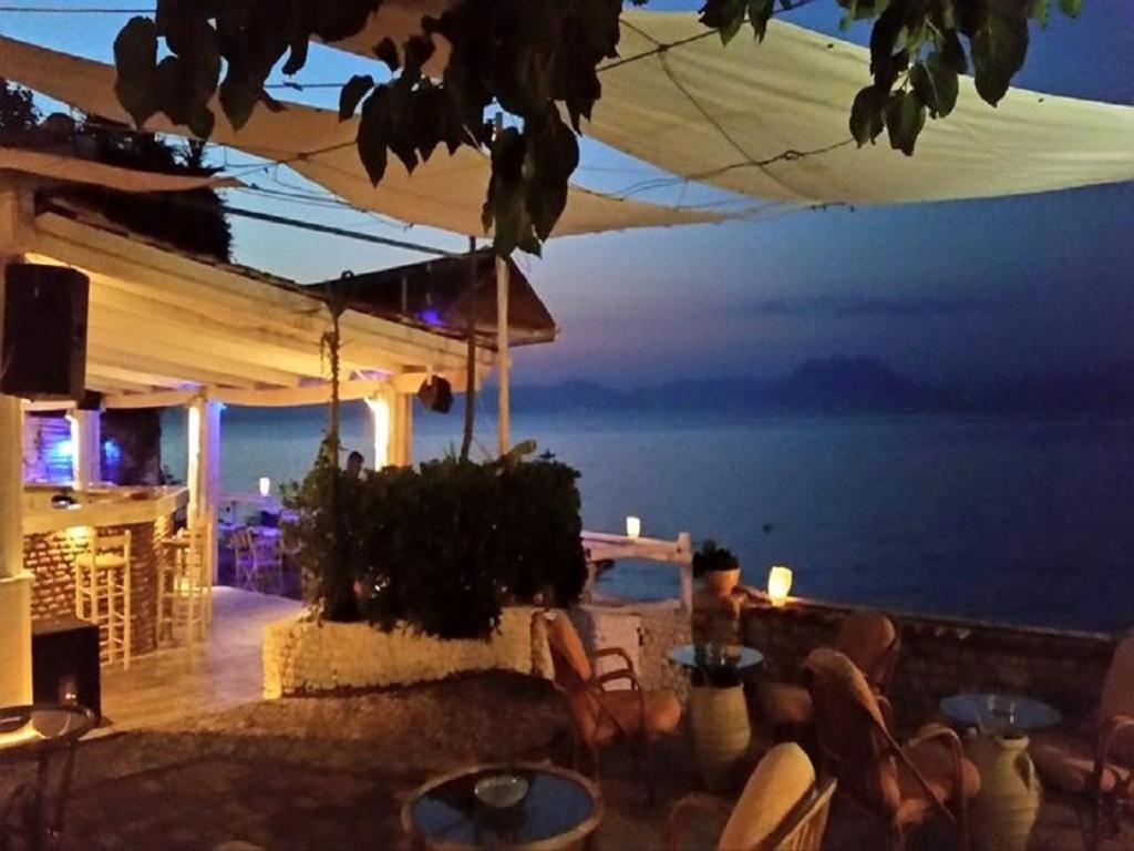 Taradella Hotel Alissos Екстериор снимка