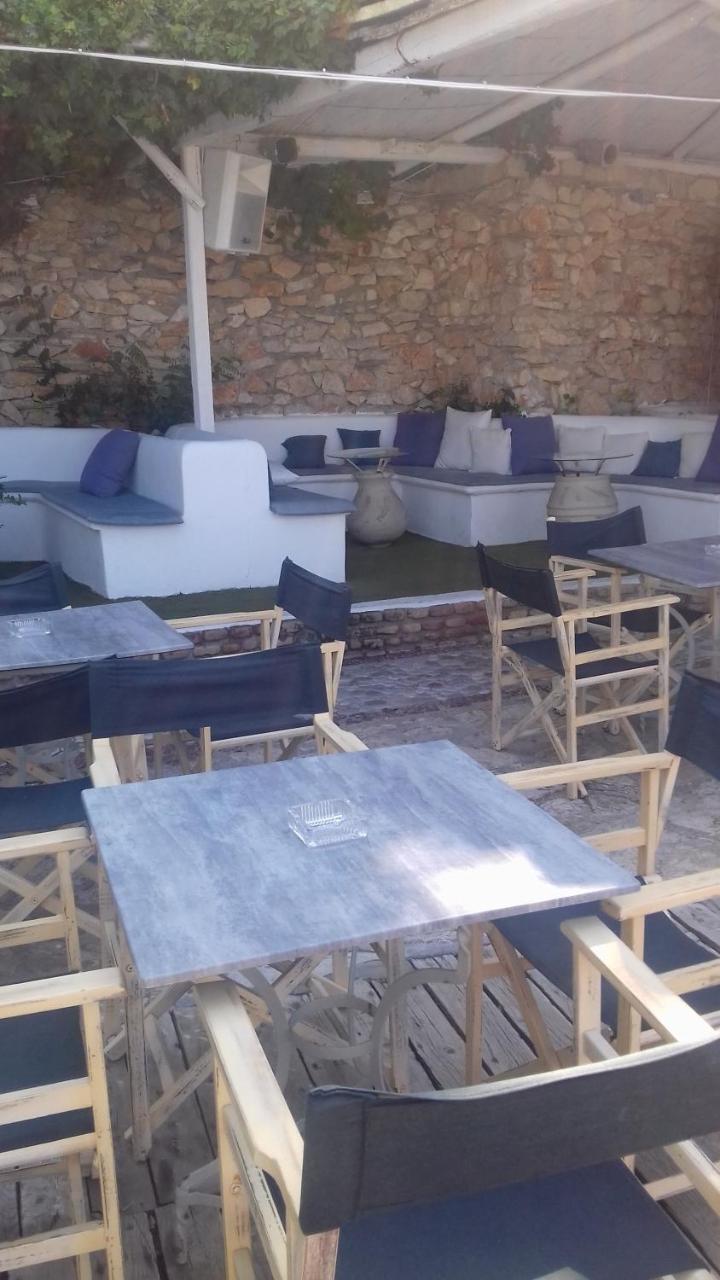 Taradella Hotel Alissos Екстериор снимка